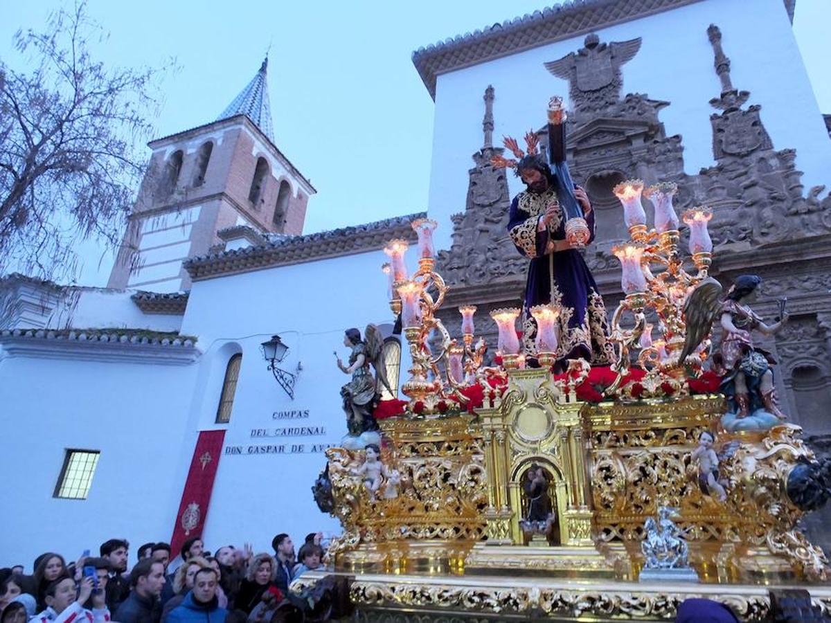 La hermandad del Nazareno mantuvo el acto de imposición de las llaves a la imagen de Jesús Nazareno, pese a que recientemente la clausura haya cerrado sus puertas. La persona encargada de subir a la peana para poner las llaves del convento en las manos del Nazareno fue Francisco Gabarrón Navarro