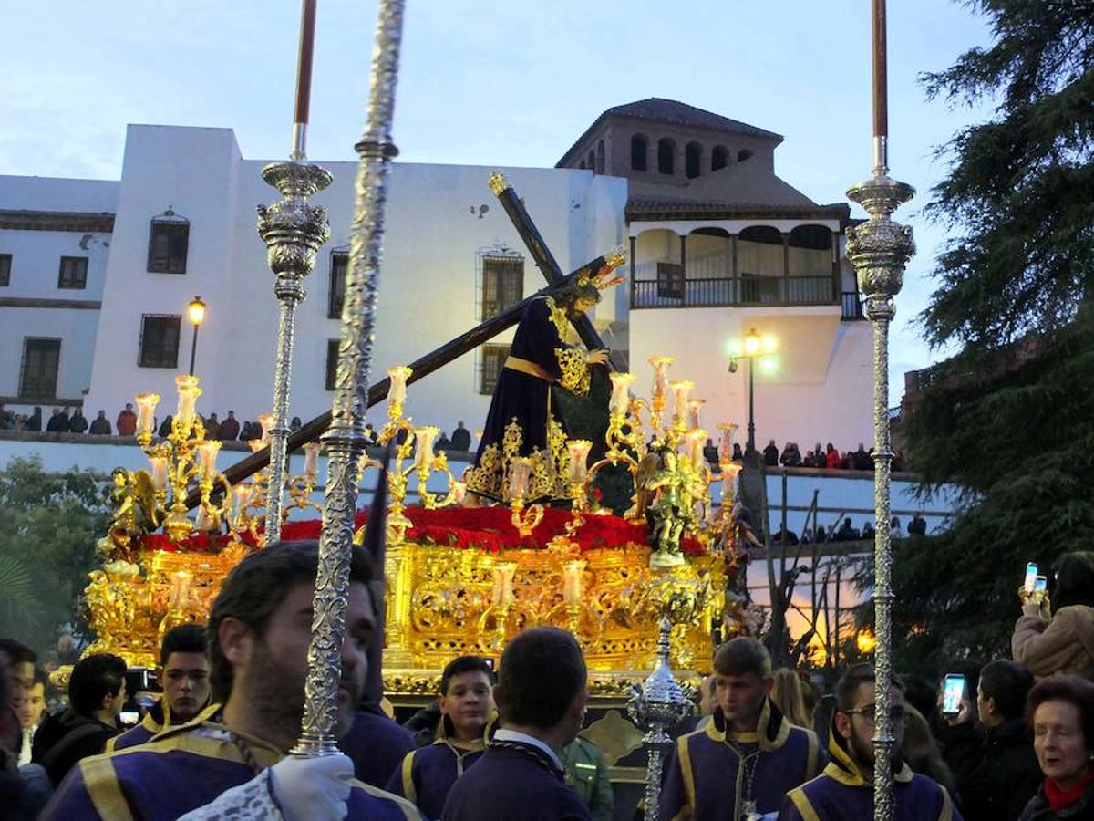 La hermandad del Nazareno mantuvo el acto de imposición de las llaves a la imagen de Jesús Nazareno, pese a que recientemente la clausura haya cerrado sus puertas. La persona encargada de subir a la peana para poner las llaves del convento en las manos del Nazareno fue Francisco Gabarrón Navarro