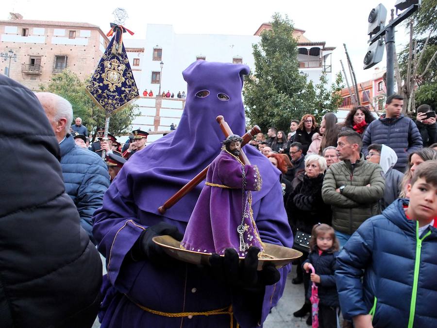 La hermandad mantuvo el acto de imposición de las llaves a la imagen de Jesús Nazareno, pese a que recientemente la clausura haya cerrado sus puertas. La persona encargada de subir a la peana para poner las llaves del convento en las manos del Nazareno fue Francisco Gabarrón Navarro
