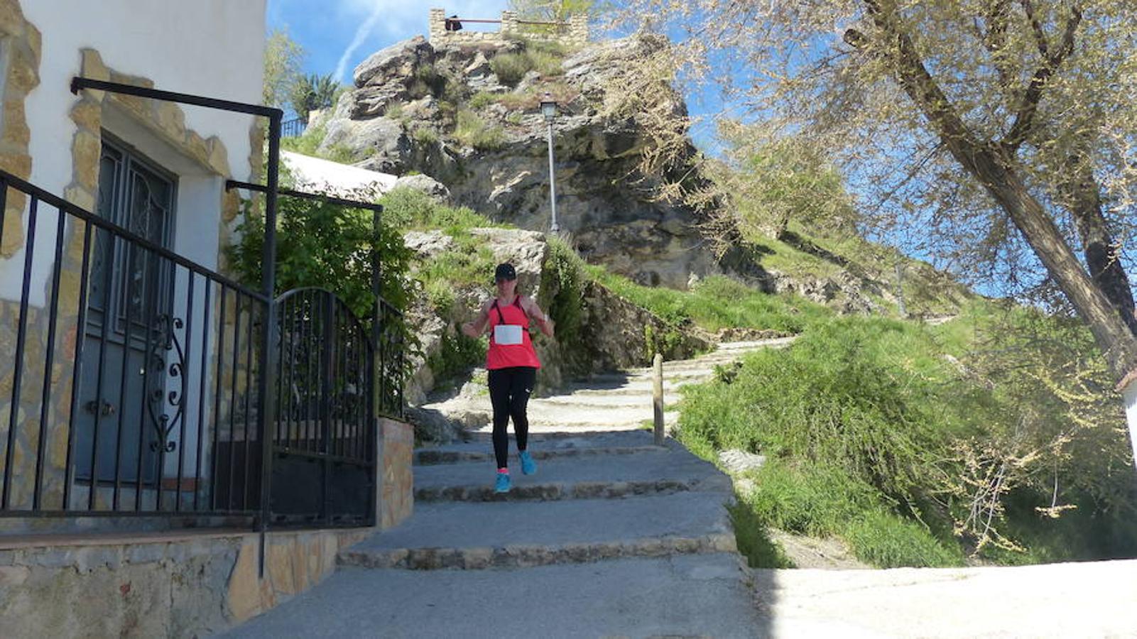 El accitano José Puertas (Bewor ADA Guadix) logró alzarse con el triunfo en la prueba reina, el trail sobre una distancia de 25 kilómetros. Le acompañaron en el podio de la prueba Alberto Martínez Buges y José Antonio Ruiz González (CD Bicha). Graci Iañez (Triatarfe SEAT Vigilsa) fue la ganadora femenina. Le acompañaron en el podio Patricia Vidal (Comunidad Vidasana) y Noemí Anguita (Sobre 2 Ruedas Bike).