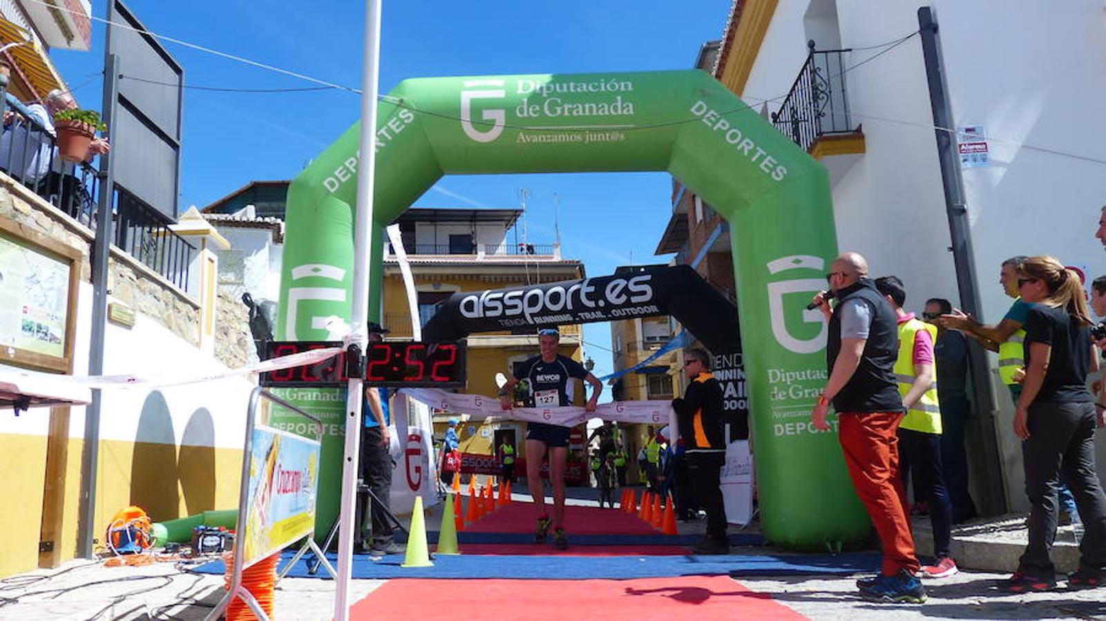 El accitano José Puertas (Bewor ADA Guadix) logró alzarse con el triunfo en la prueba reina, el trail sobre una distancia de 25 kilómetros. Le acompañaron en el podio de la prueba Alberto Martínez Buges y José Antonio Ruiz González (CD Bicha). Graci Iañez (Triatarfe SEAT Vigilsa) fue la ganadora femenina. Le acompañaron en el podio Patricia Vidal (Comunidad Vidasana) y Noemí Anguita (Sobre 2 Ruedas Bike).