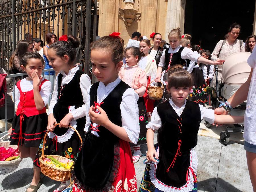 Guadix celebra la festividad de su patrón con la procesión de la imagen y reliquia del varón apostólico y primer obispo de la diócesis accitana. 