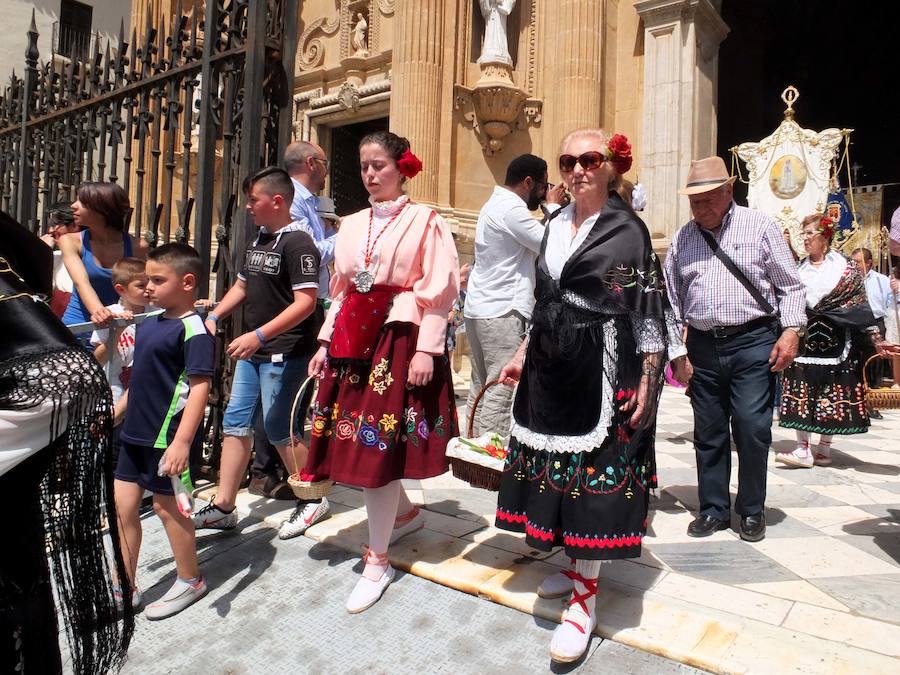 Guadix celebra la festividad de su patrón con la procesión de la imagen y reliquia del varón apostólico y primer obispo de la diócesis accitana. 