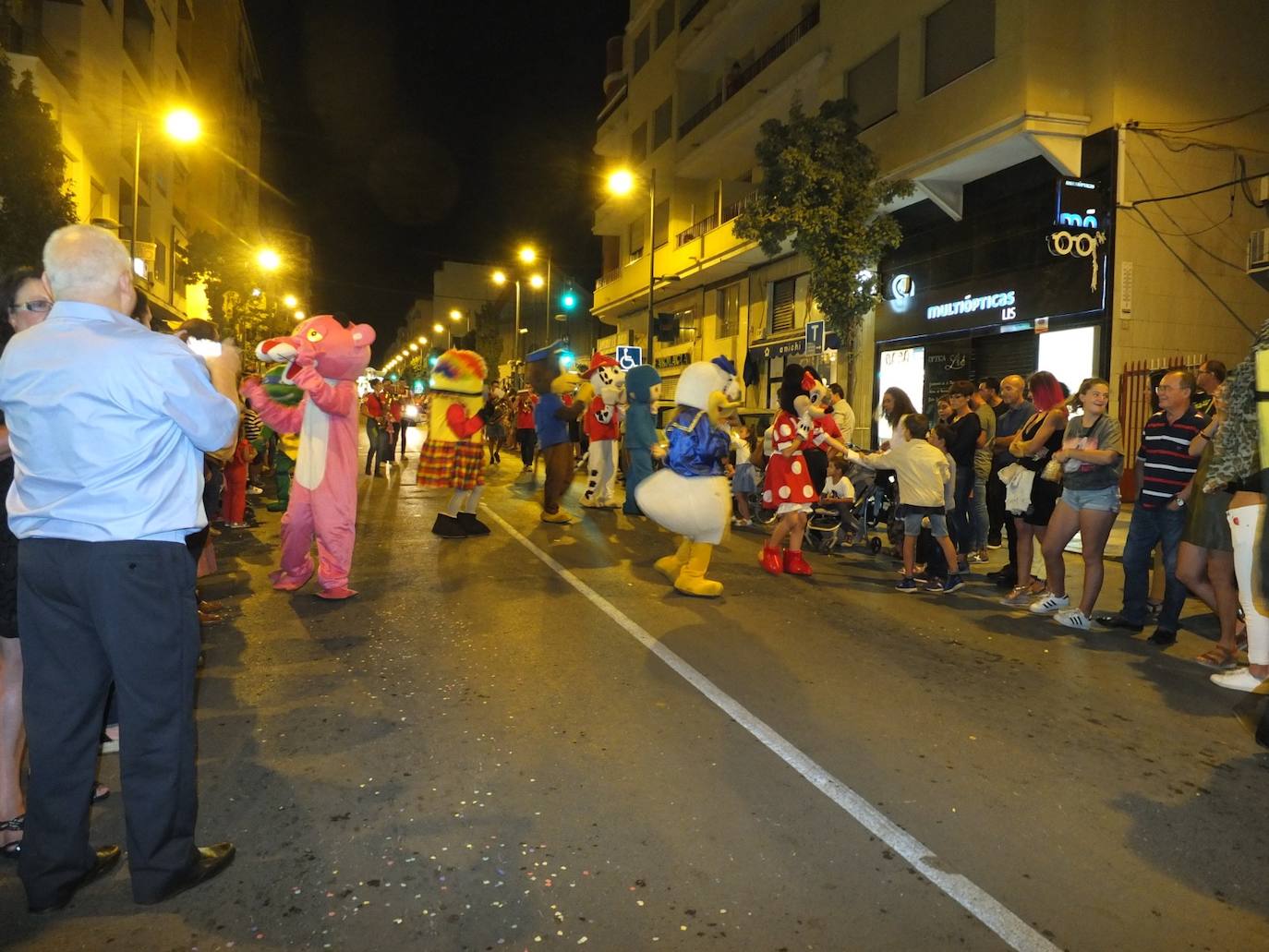 Cascamorras participó en el desfile. 