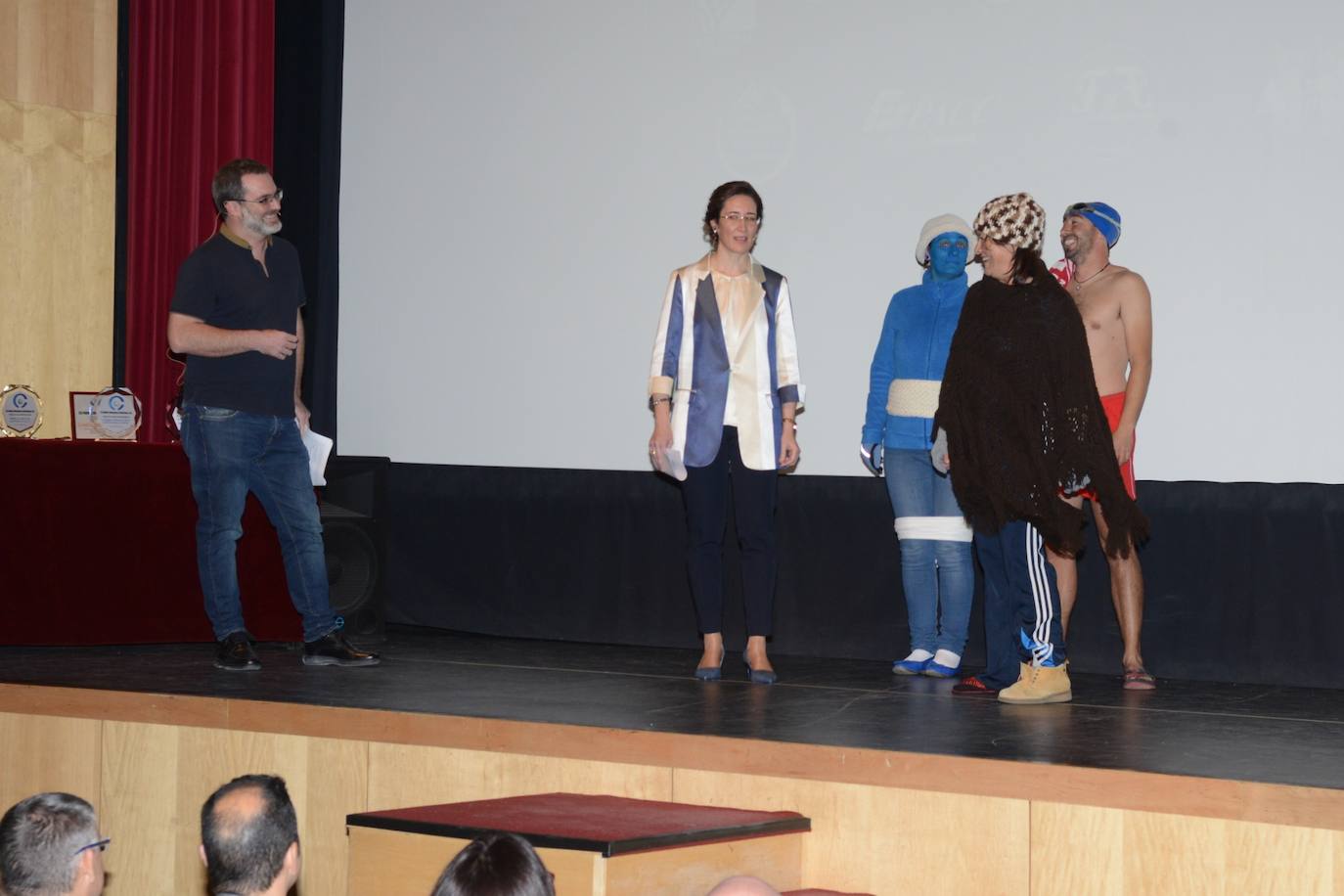 Entrega de los premios de la gala de la Asociación Intersectorial. 