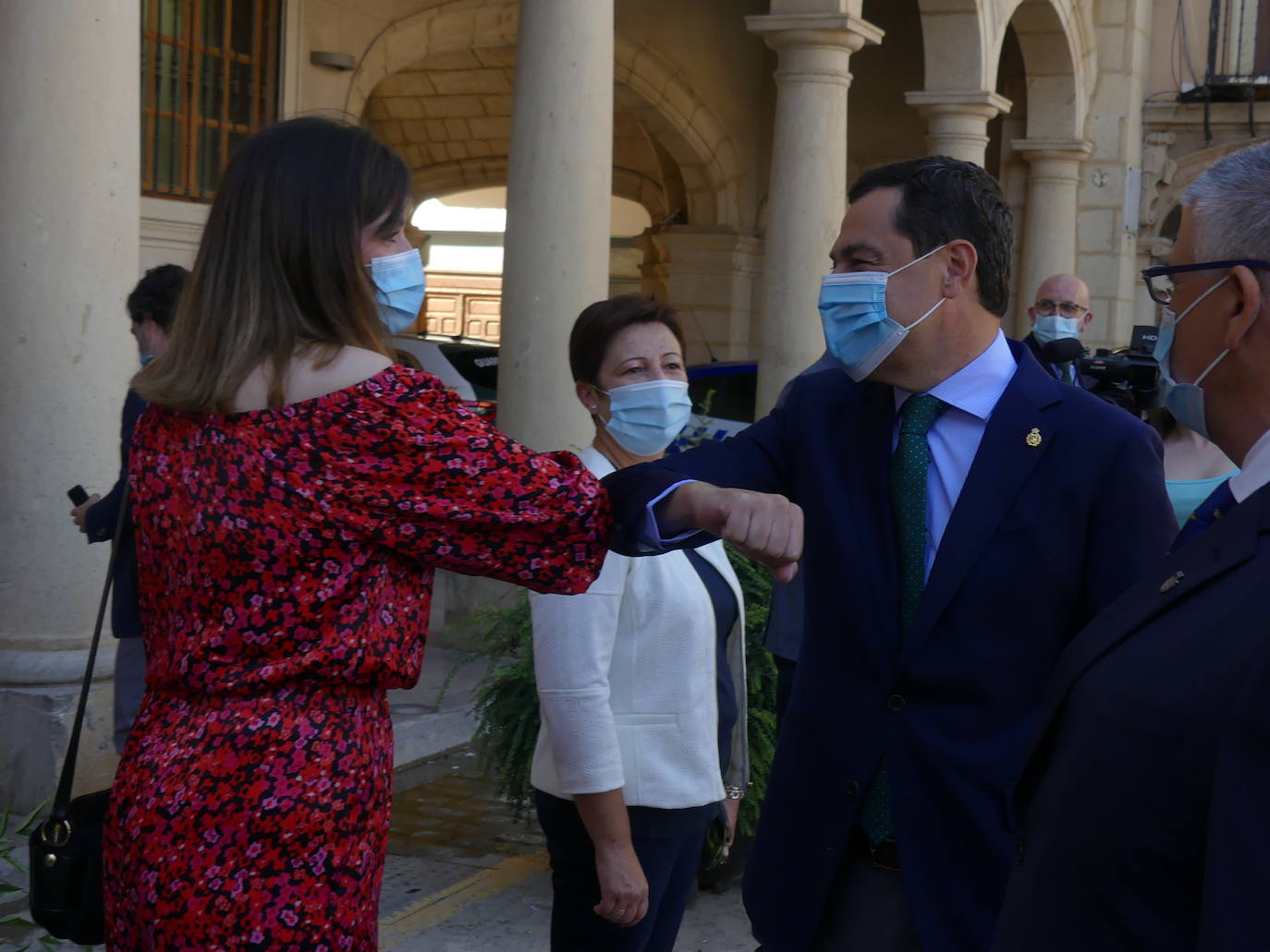 El presidente andaluz ha tendido visita este jueves a la localidad accitana
