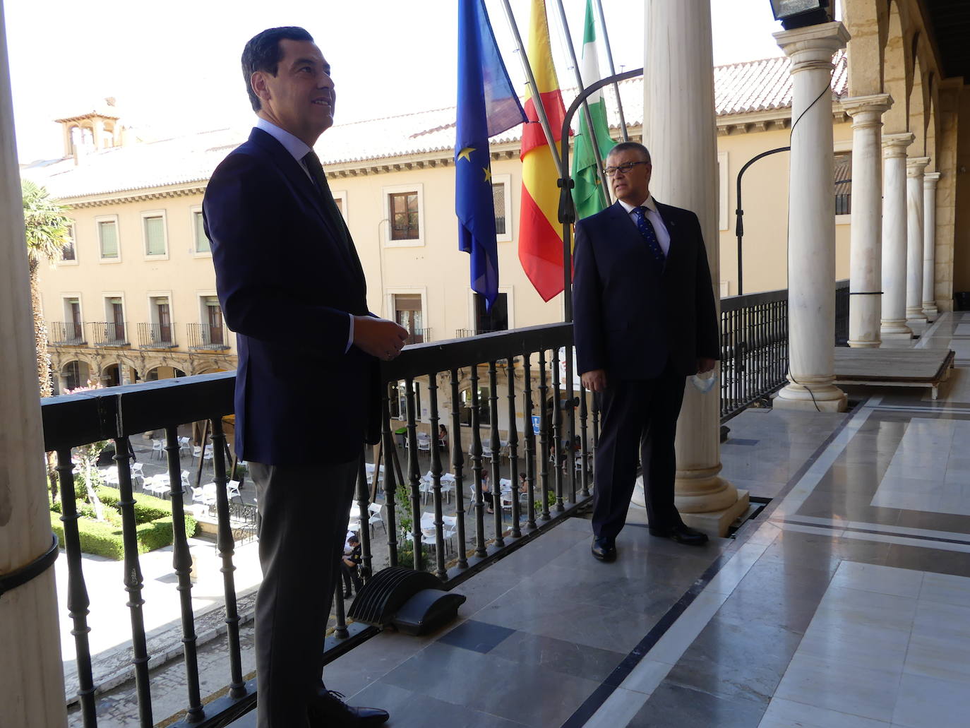 El presidente andaluz ha tendido visita este jueves a la localidad accitana