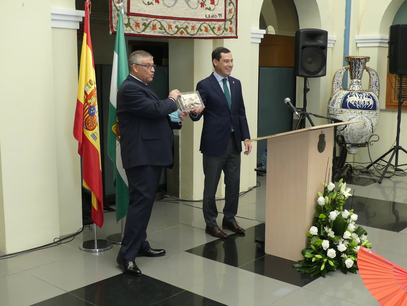 El presidente andaluz ha tendido visita este jueves a la localidad accitana
