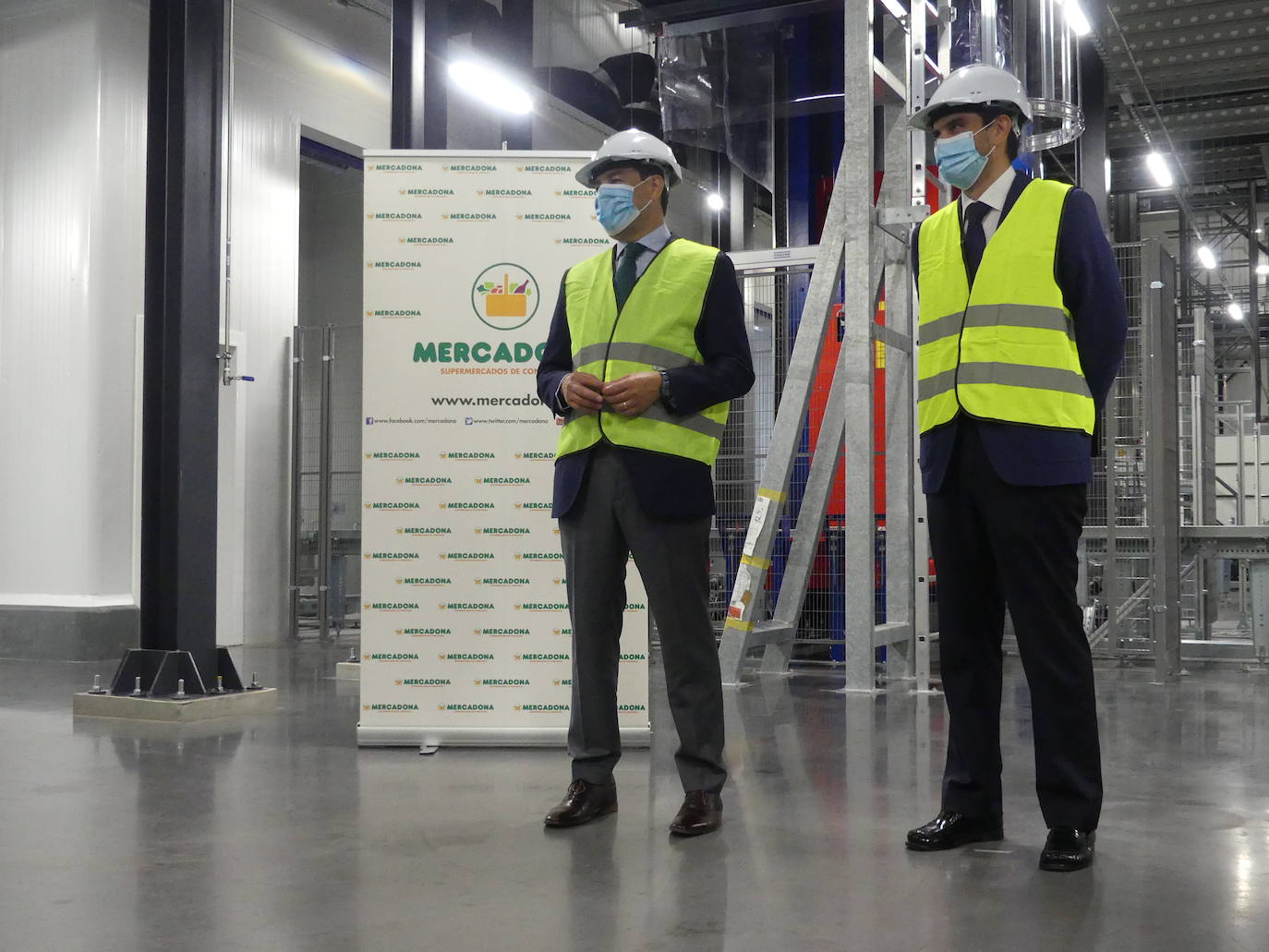 El presidente andaluz ha tendido visita este jueves a la localidad accitana
