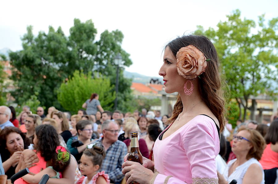 Ambiente del Día de la Cruz en el municipio el 3 de mayo de 2019