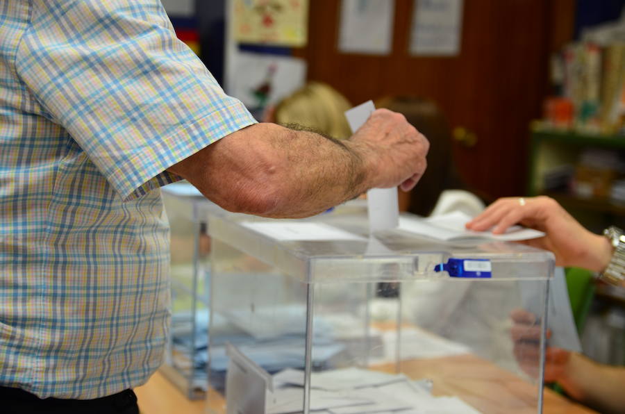 Fotos: Elecciones Municipales 2019 en Huétor Vega