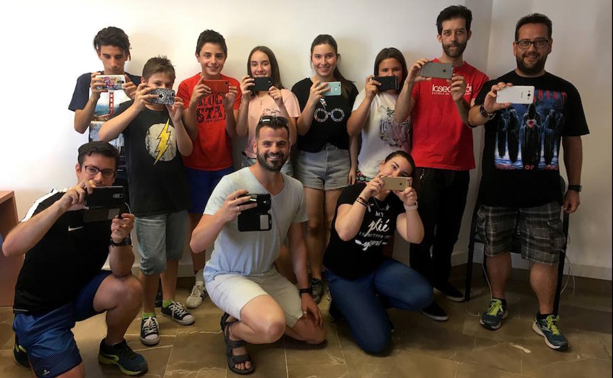 Alumnos del taller de creación de cortometrajes con dispositivos móviles, en 2018.