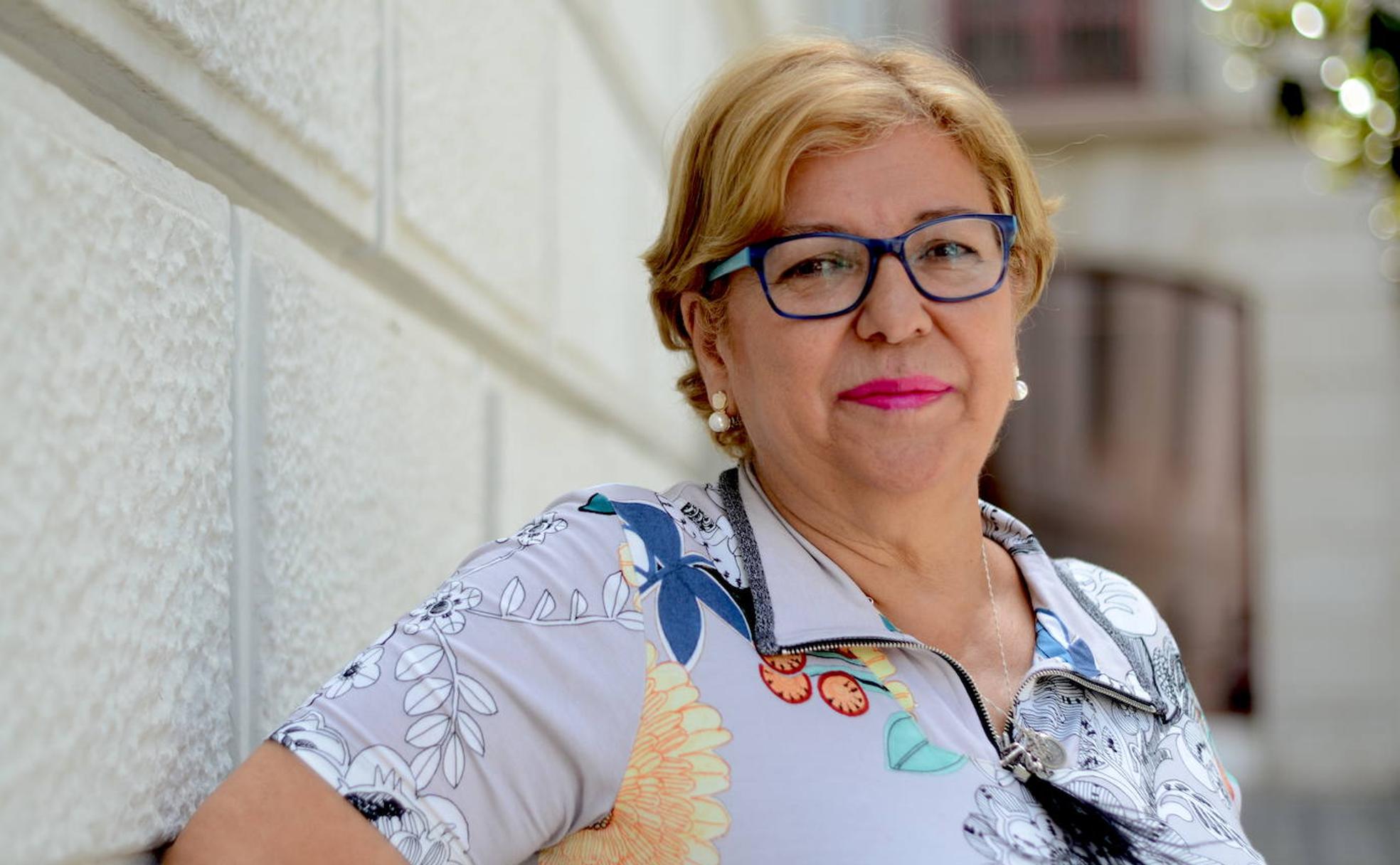 Carmen López Nieto reside en Huétor Vega desde hace 31 años, 24 de ellos implicada en la política local como concejala del PP. Ahora será «una vecina más».