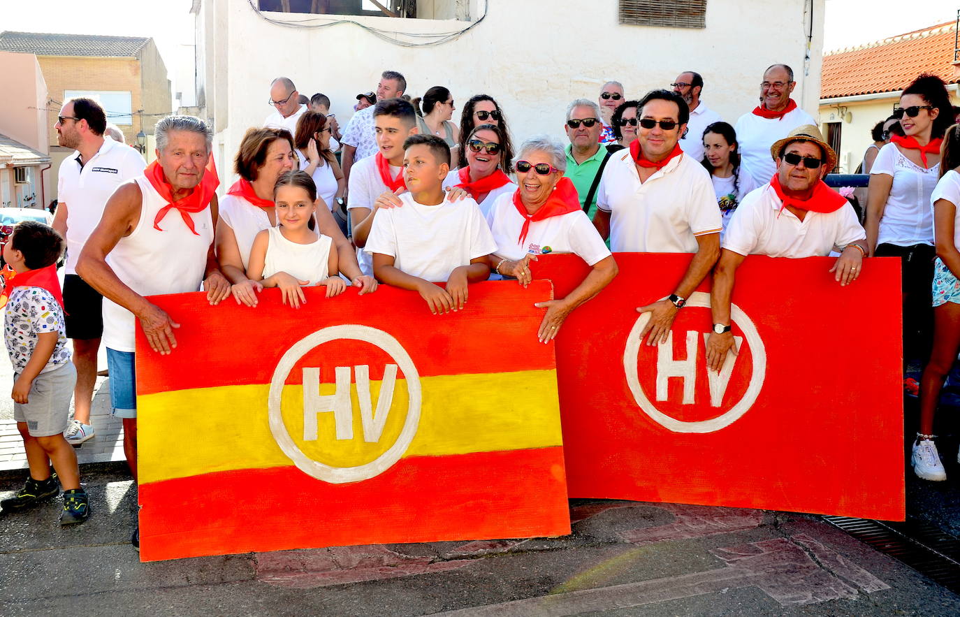 Los vecinos se volcaron en la gran novedad de las fiestas patronales de San Roque este año.