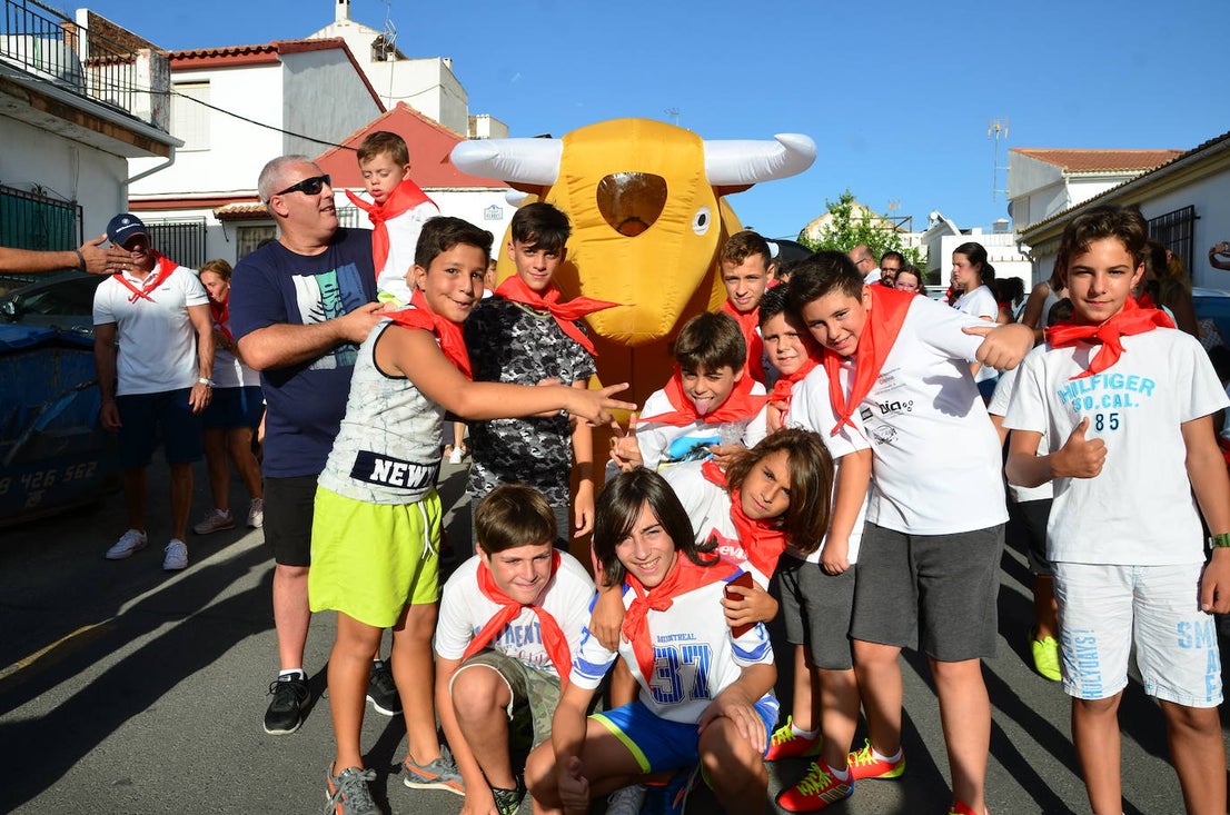 Los vecinos se volcaron en la gran novedad de las fiestas patronales de San Roque este año.