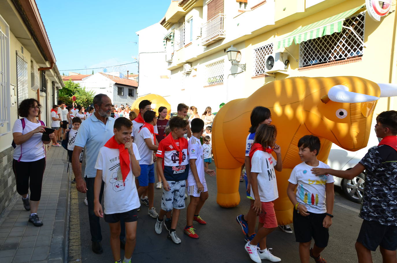 Los vecinos se volcaron en la gran novedad de las fiestas patronales de San Roque este año.