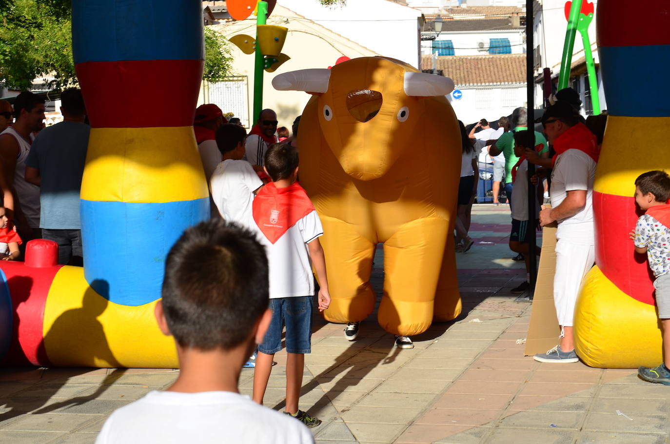 Los vecinos se volcaron en la gran novedad de las fiestas patronales de San Roque este año.