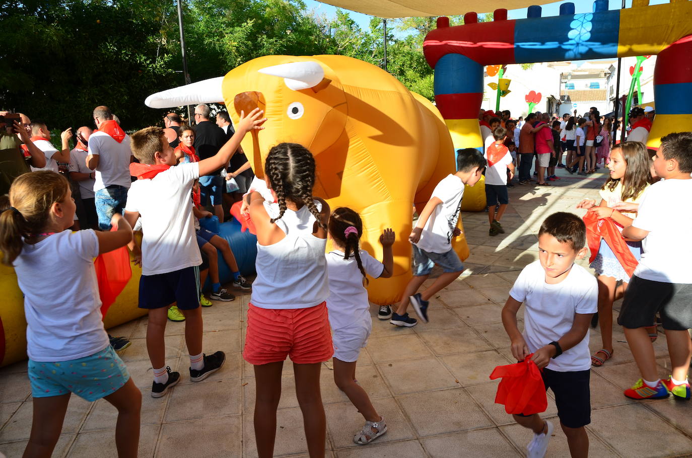 Los vecinos se volcaron en la gran novedad de las fiestas patronales de San Roque este año.