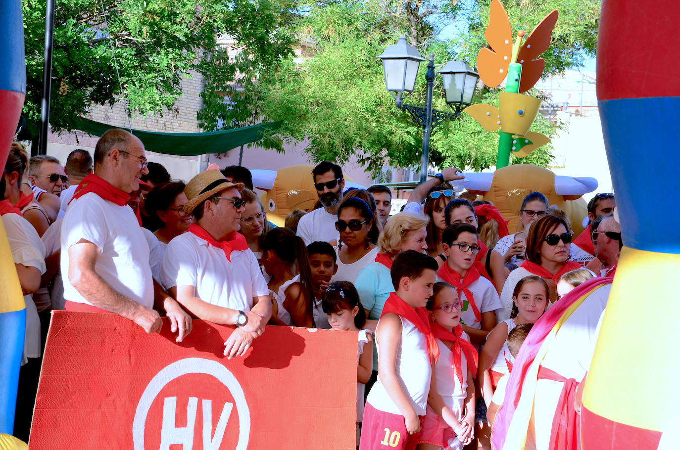 Los vecinos se volcaron en la gran novedad de las fiestas patronales de San Roque este año.