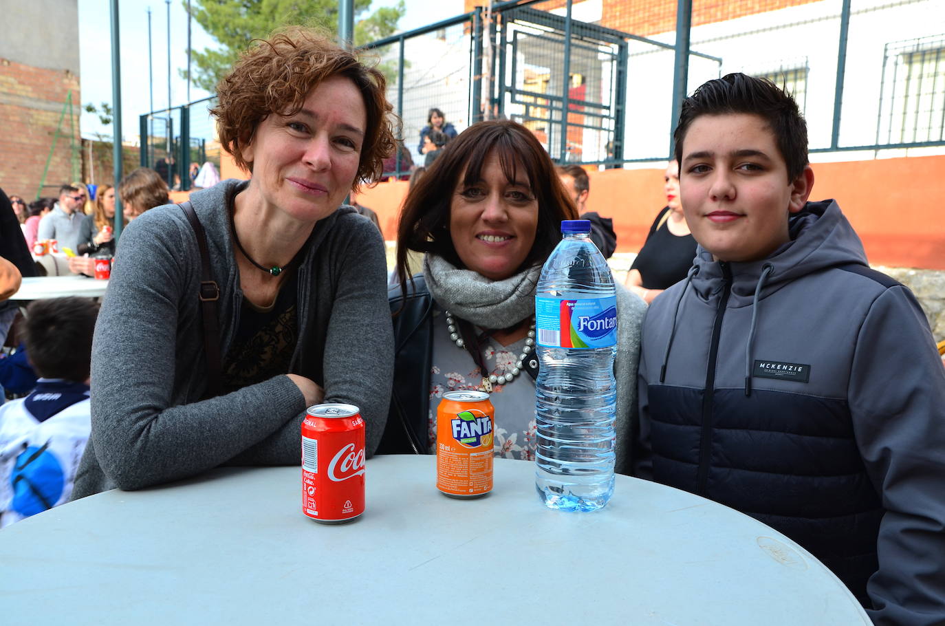 Fotos: La paella navideña del colegio Nuestra Señora de las Angustias de Huétor