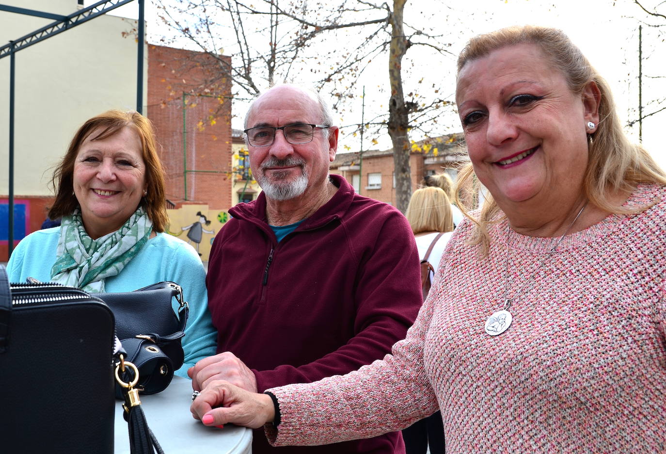 Fotos: La paella navideña del colegio Nuestra Señora de las Angustias de Huétor