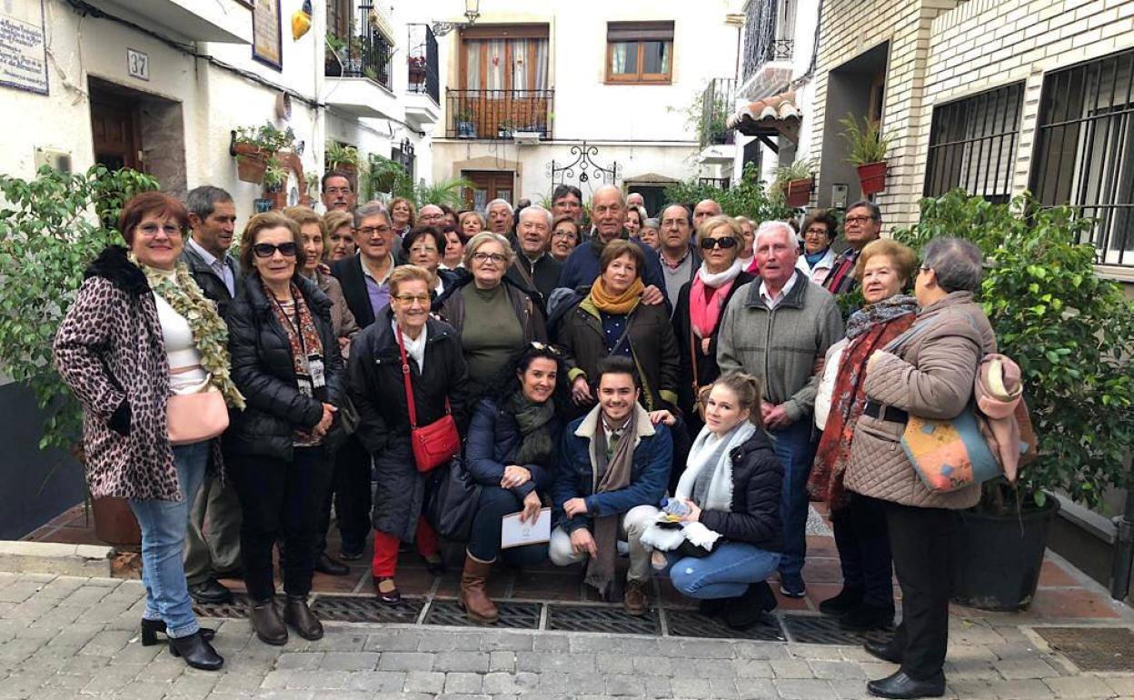 Un grupo de mayores de Huétor Vega viaja a la Alpujarra y la Costa