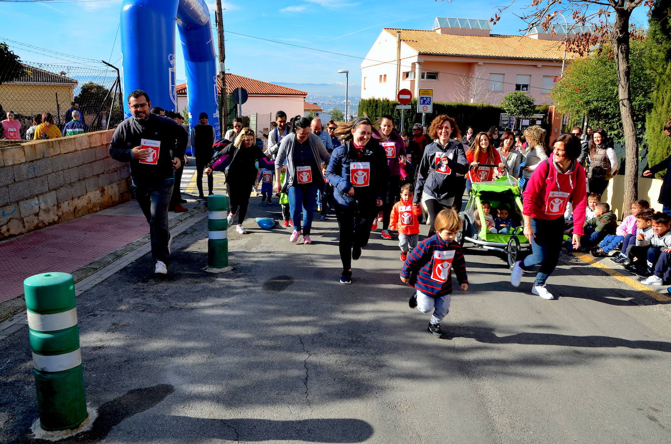 Fotos: Día de la Paz en el Mariana Pineda de Huétor Vega