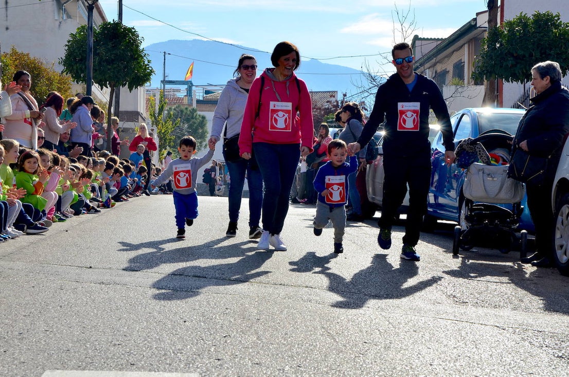 Fotos: Día de la Paz en el Mariana Pineda de Huétor Vega