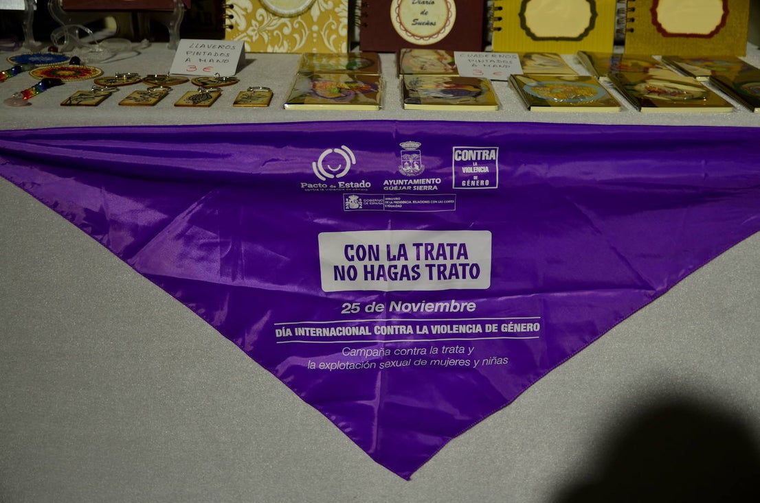 Fotos: La 'Noche en Morado' de Monachil, Huétor y Cájar