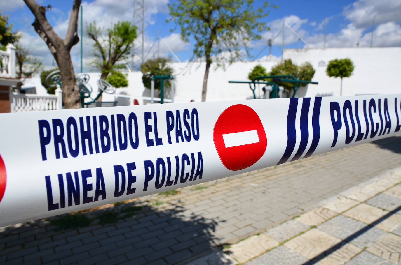 Fotos: Los parques de Huétor Vega, cerrados por la pandemia