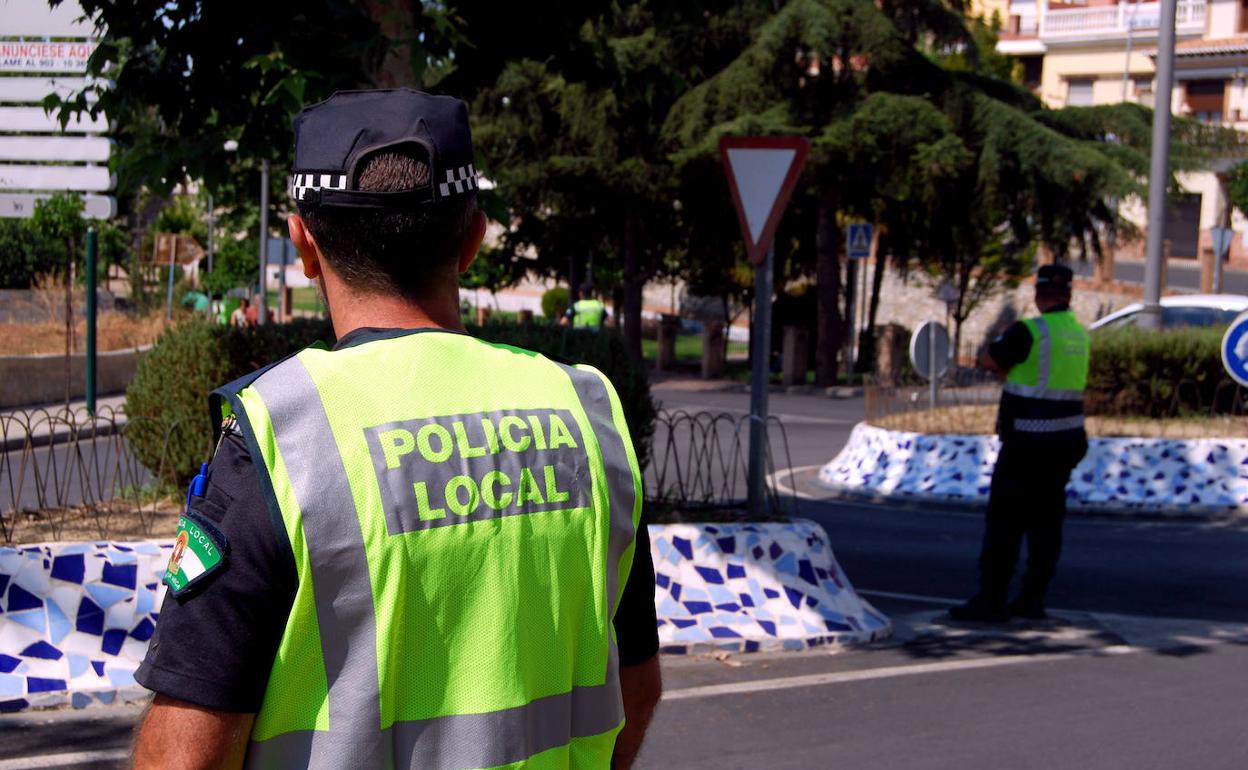 Huétor Vega ronda el medio centenar de multas por saltarse el aislamiento por el estado de alarma