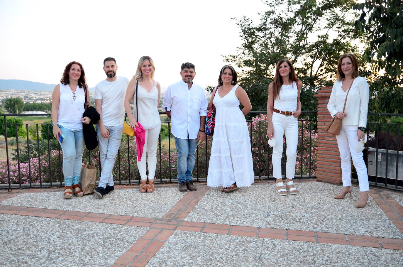 Fotos: Velada de blanco en Huétor