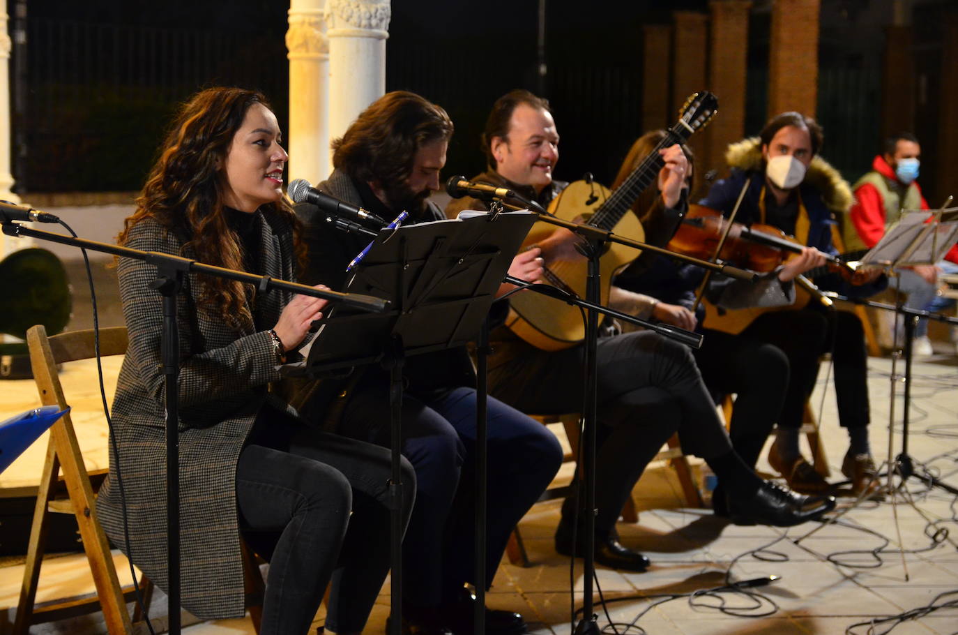 Fotos: Zambomba flamenca en Huétor Vega