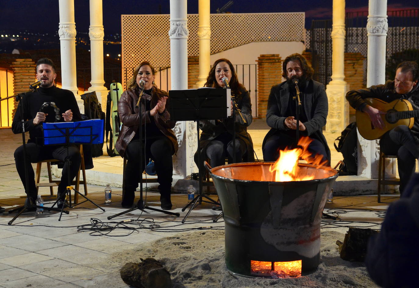 Fotos: Zambomba flamenca en Huétor Vega