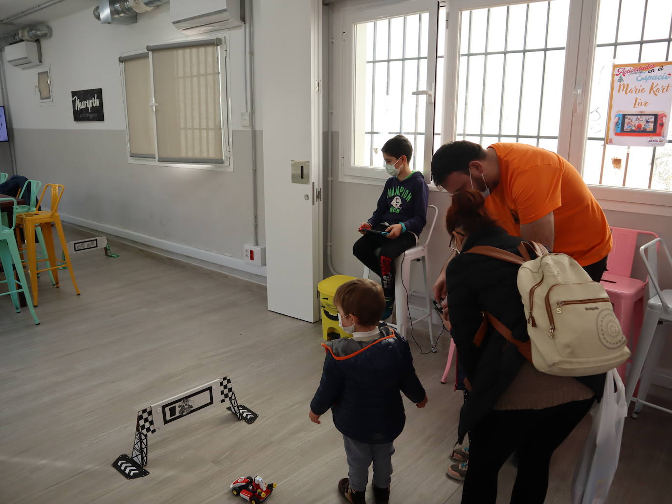 Fotos: Navidad 2020 en el Espacio Joven de Huétor Vega