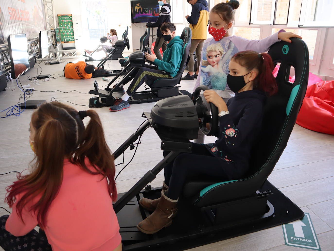 Fotos: Navidad 2020 en el Espacio Joven de Huétor Vega