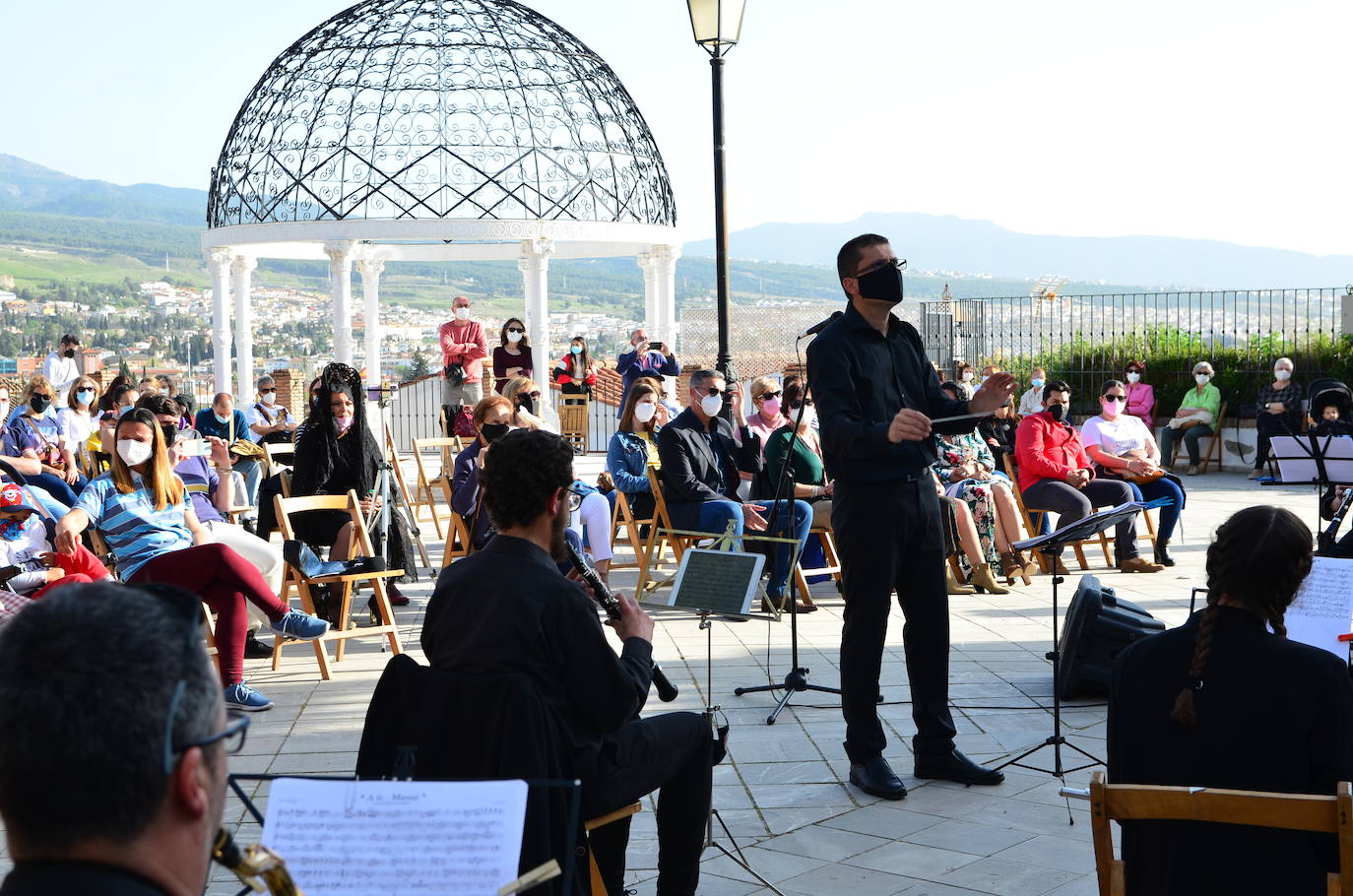 Concierto de la Banda de Música de Huétor Vega en Jueves Santo.
