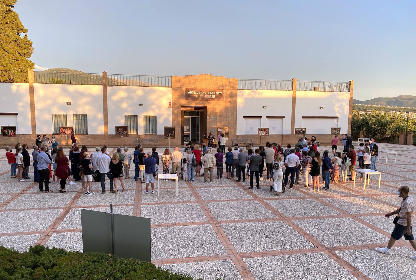 Fotos: Inauguración de la muestra ‘Linajes de Huétor Vega’
