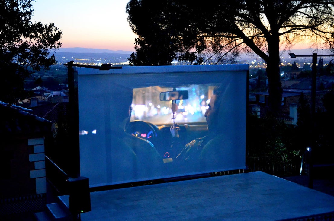 El Festival Joven de Cortometrajes de Huétor Vega vuelve a llenar de buen cine el verano en el Carmen de San Rafael.