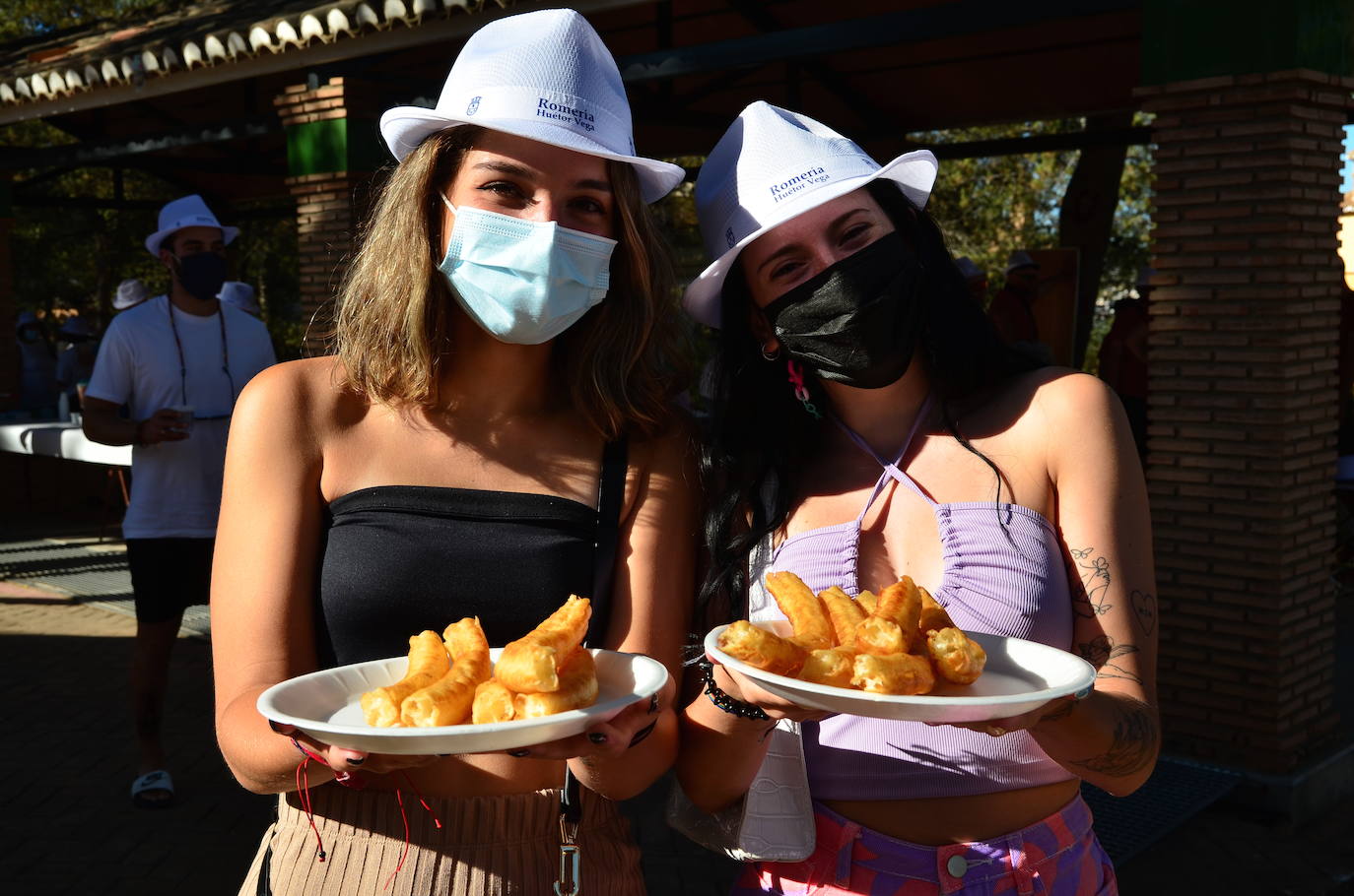 Fotos: Churros, chocolate y charanga en Huétor Vega