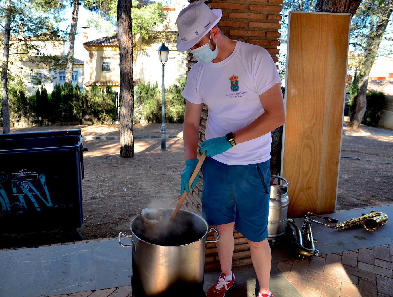 Fotos: Churros, chocolate y charanga en Huétor Vega