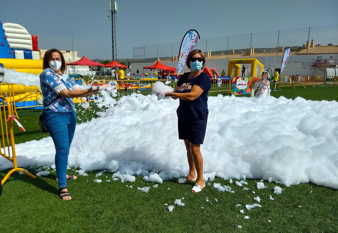 ‘DiverVega’, una iniciativa de las concejalías de Juventud y Deportes, en el campo de fútbol.