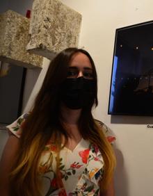 Imagen secundaria 2 - (1) Inauguración de la exposición. (2) La participante Ana de Mingo, con su atardecer. (3) Guadalupe Martín, la profesora.