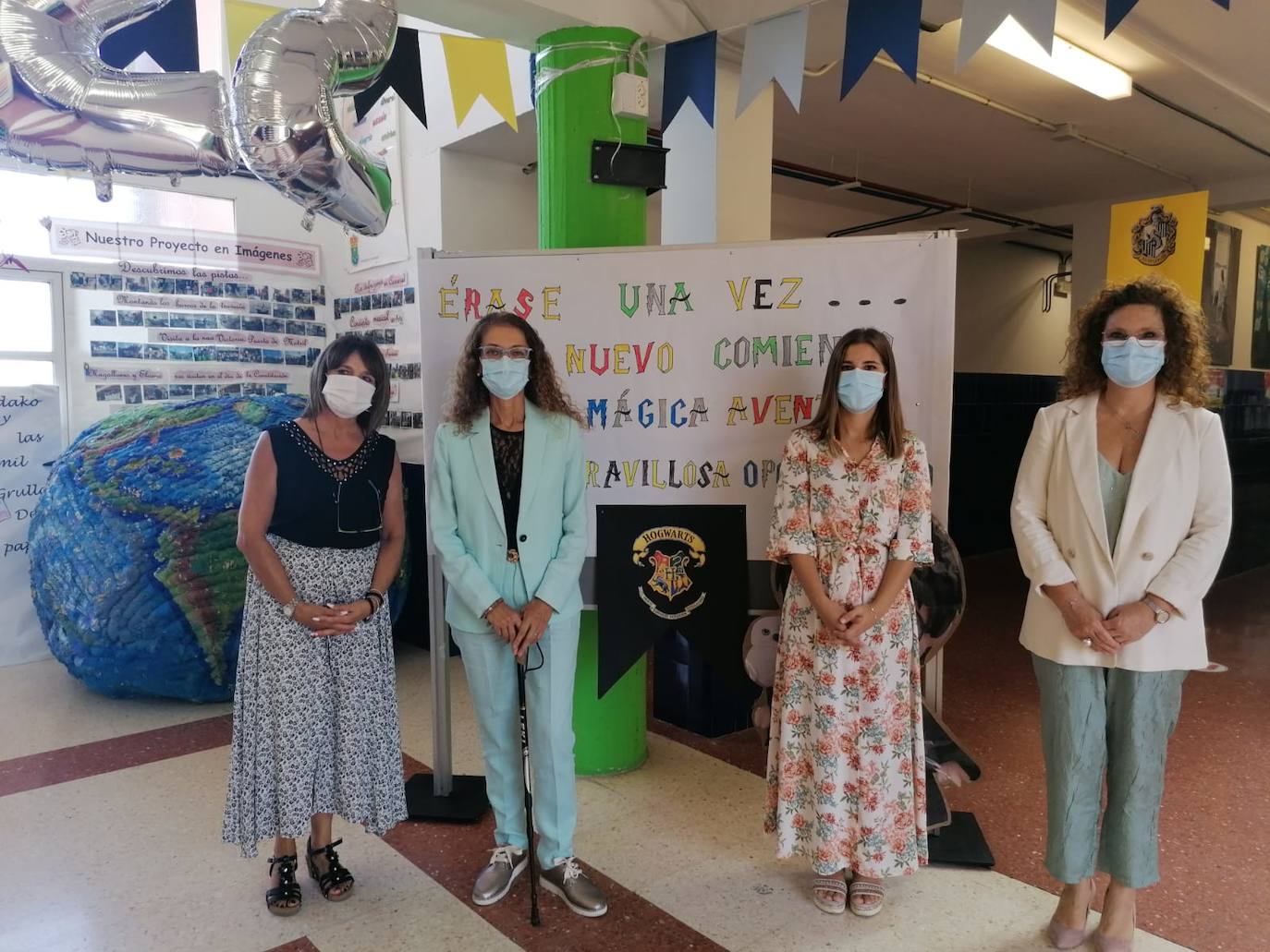 Visita de la delegada de Educación de la Junta de Andalucía en Granada, Ana Berrocal.