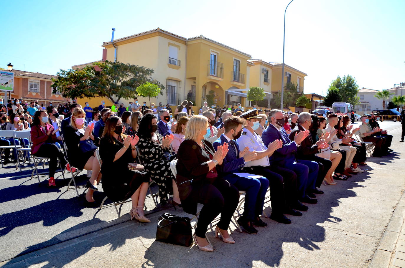 Fotos: Inauguración del monolito y la plaza en memoria del agente Arcos en Huétor Vega
