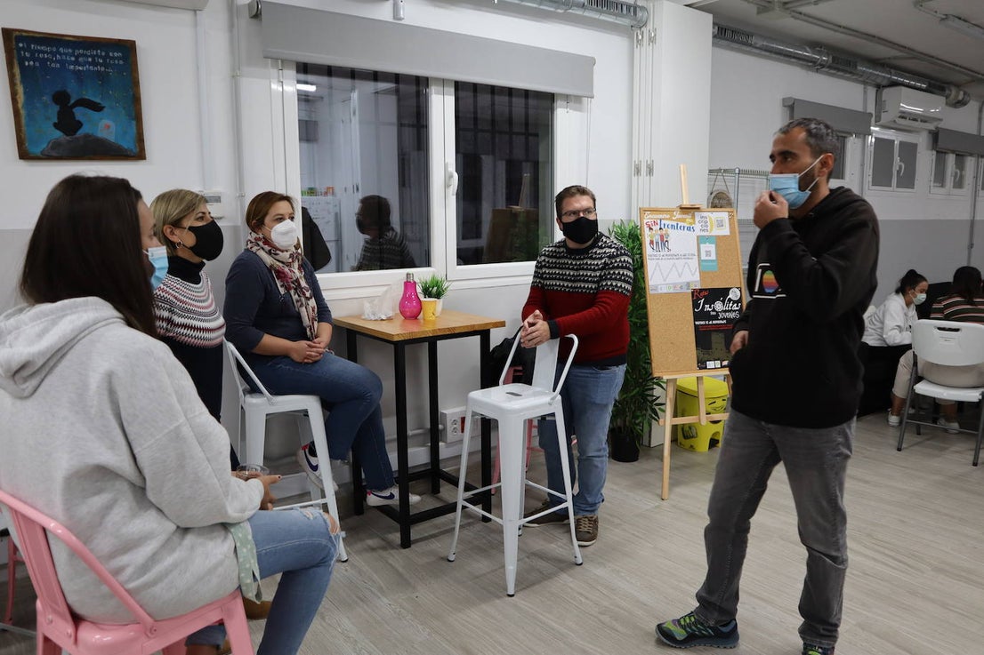 Fotos: Juegos 'sin cobertura' en el Espacio Joven de Huétor