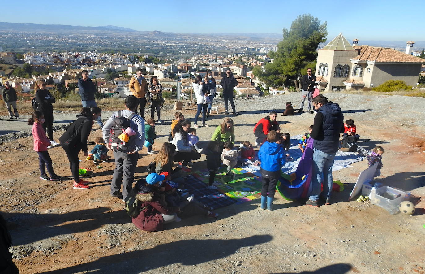 Fotos: Jornada de reforestación 'bilingüe' en Huétor Vega
