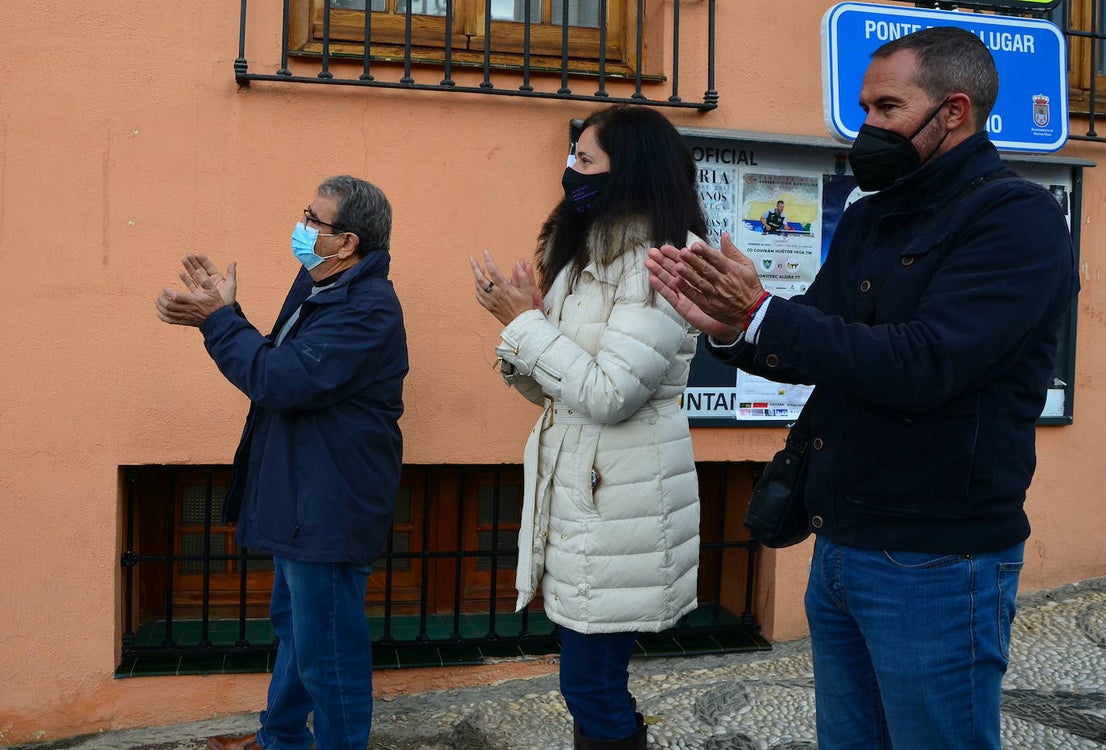 Fotos: Los estudiantes de Huétor Vega alzan la voz contra la violencia de género