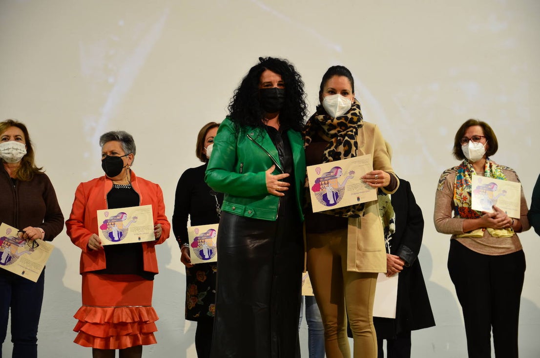 Fotos: Homenaje a las mujeres concejalas en la historia de Huétor Vega