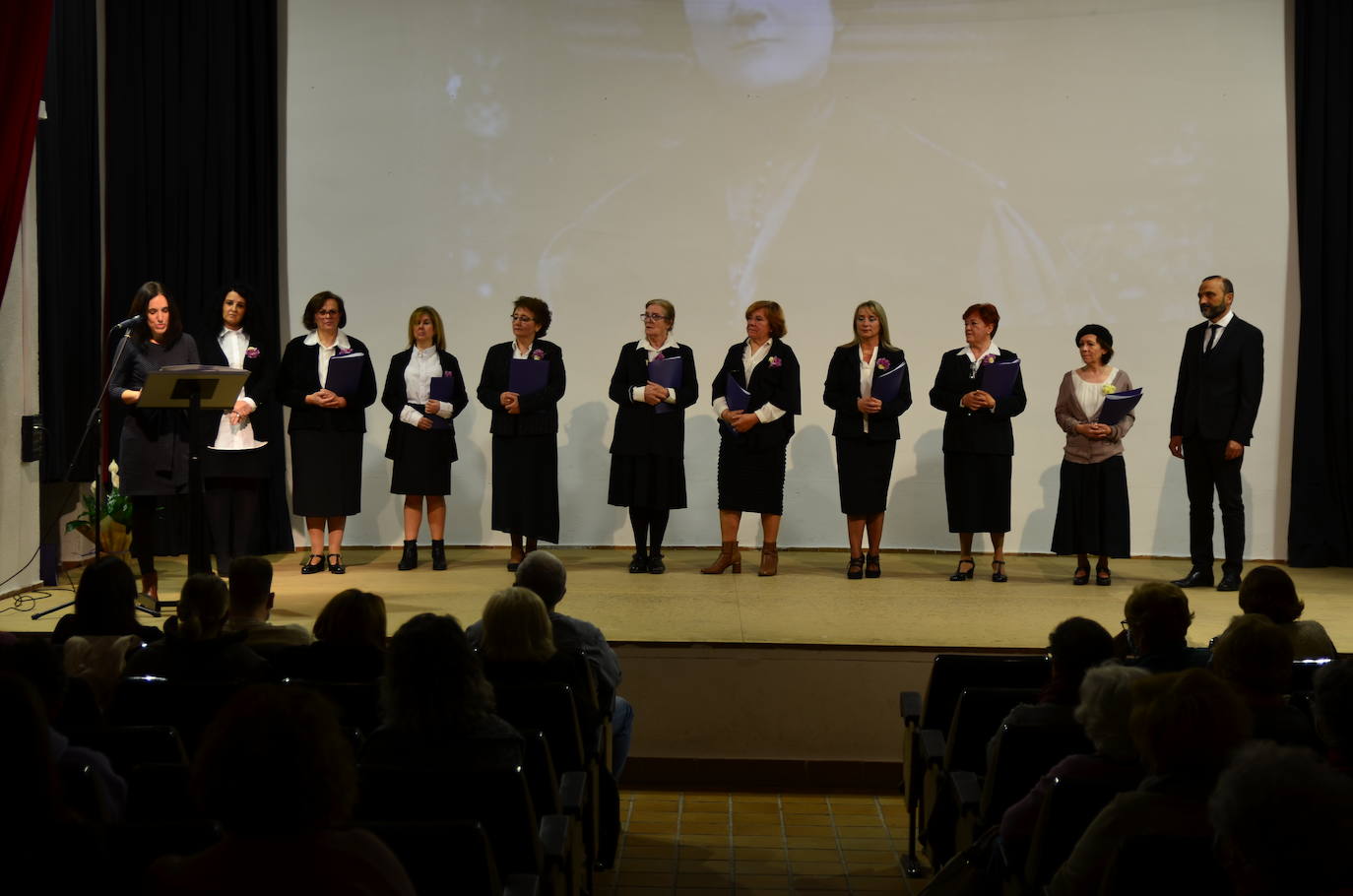 Fotos: Homenaje a las mujeres concejalas en la historia de Huétor Vega